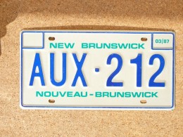 New Brunswick AUX212